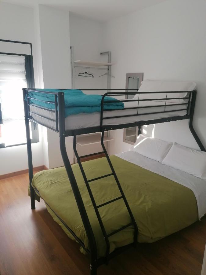 Apartamentos La Luna La Solana Екстериор снимка