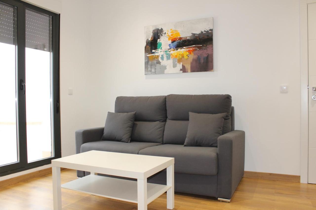 Apartamentos La Luna La Solana Екстериор снимка