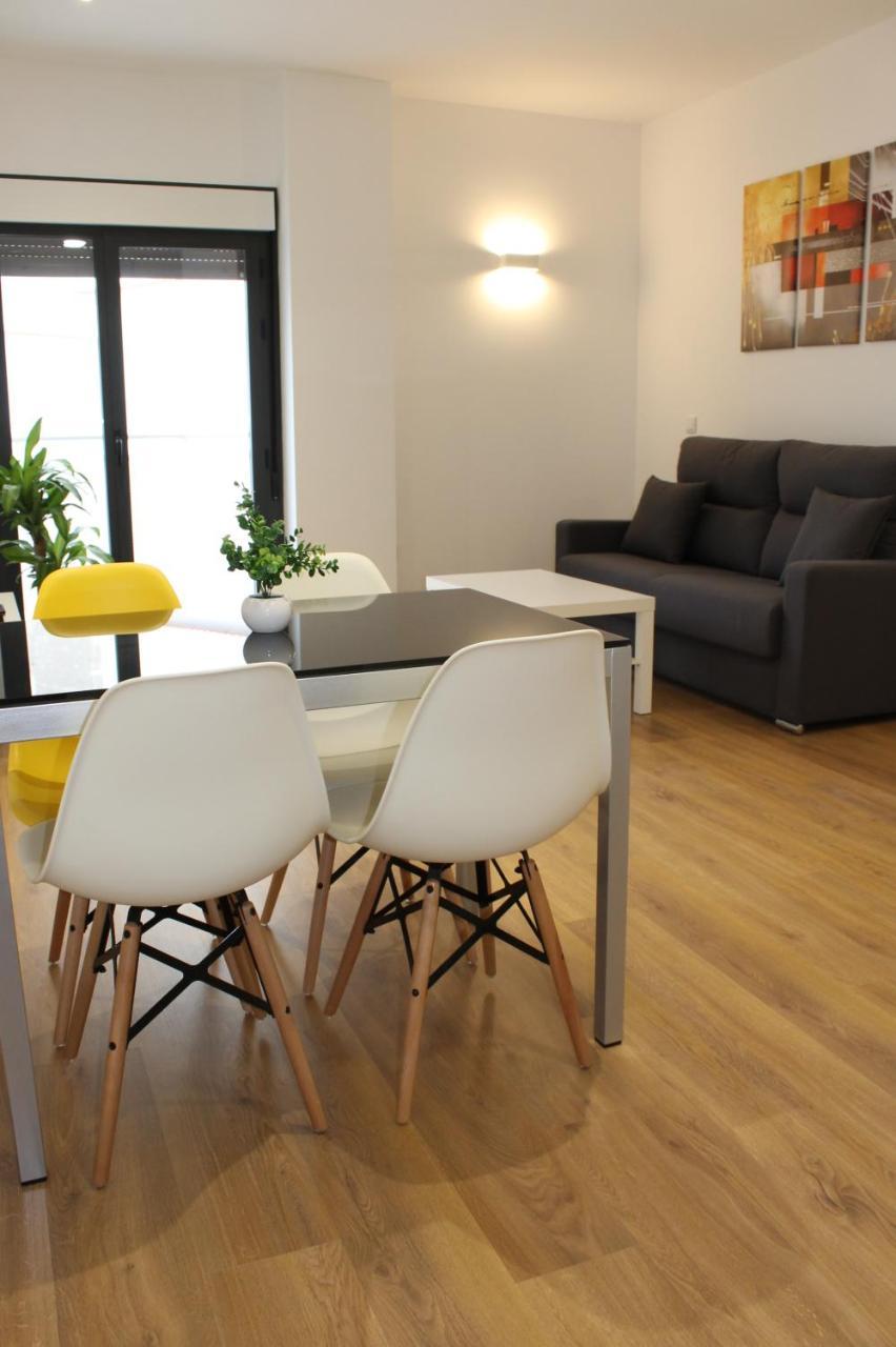 Apartamentos La Luna La Solana Екстериор снимка