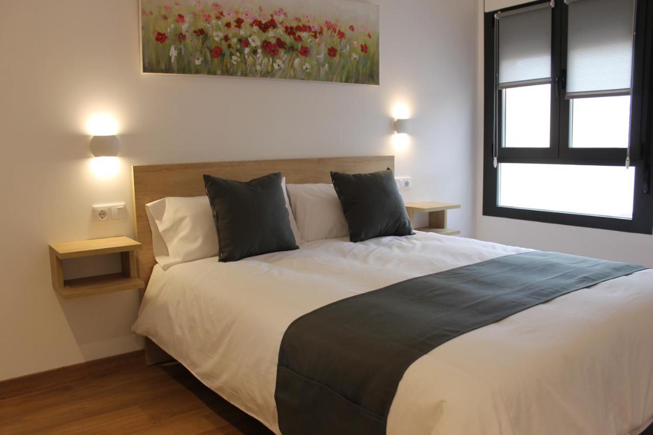 Apartamentos La Luna La Solana Екстериор снимка